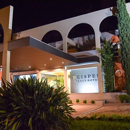 קטנדובה Reisper Palace Hotel מראה חיצוני תמונה