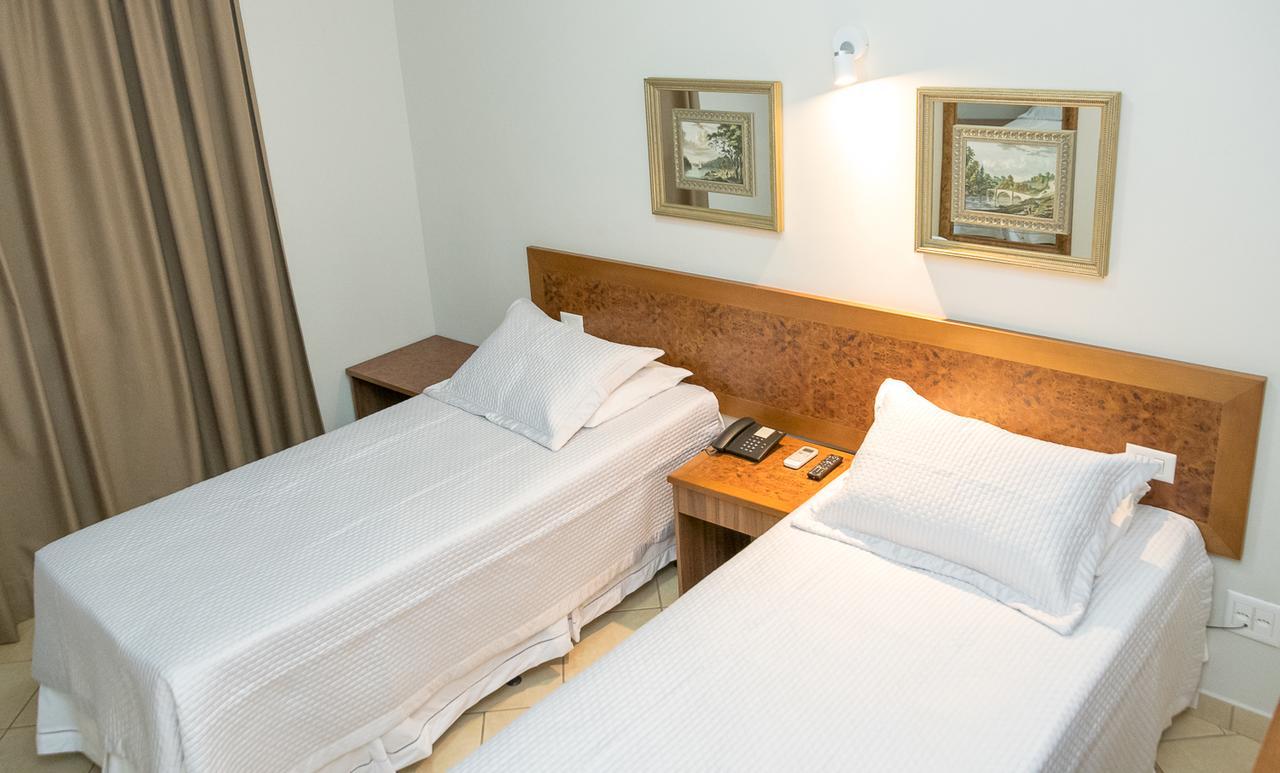 קטנדובה Reisper Palace Hotel מראה חיצוני תמונה