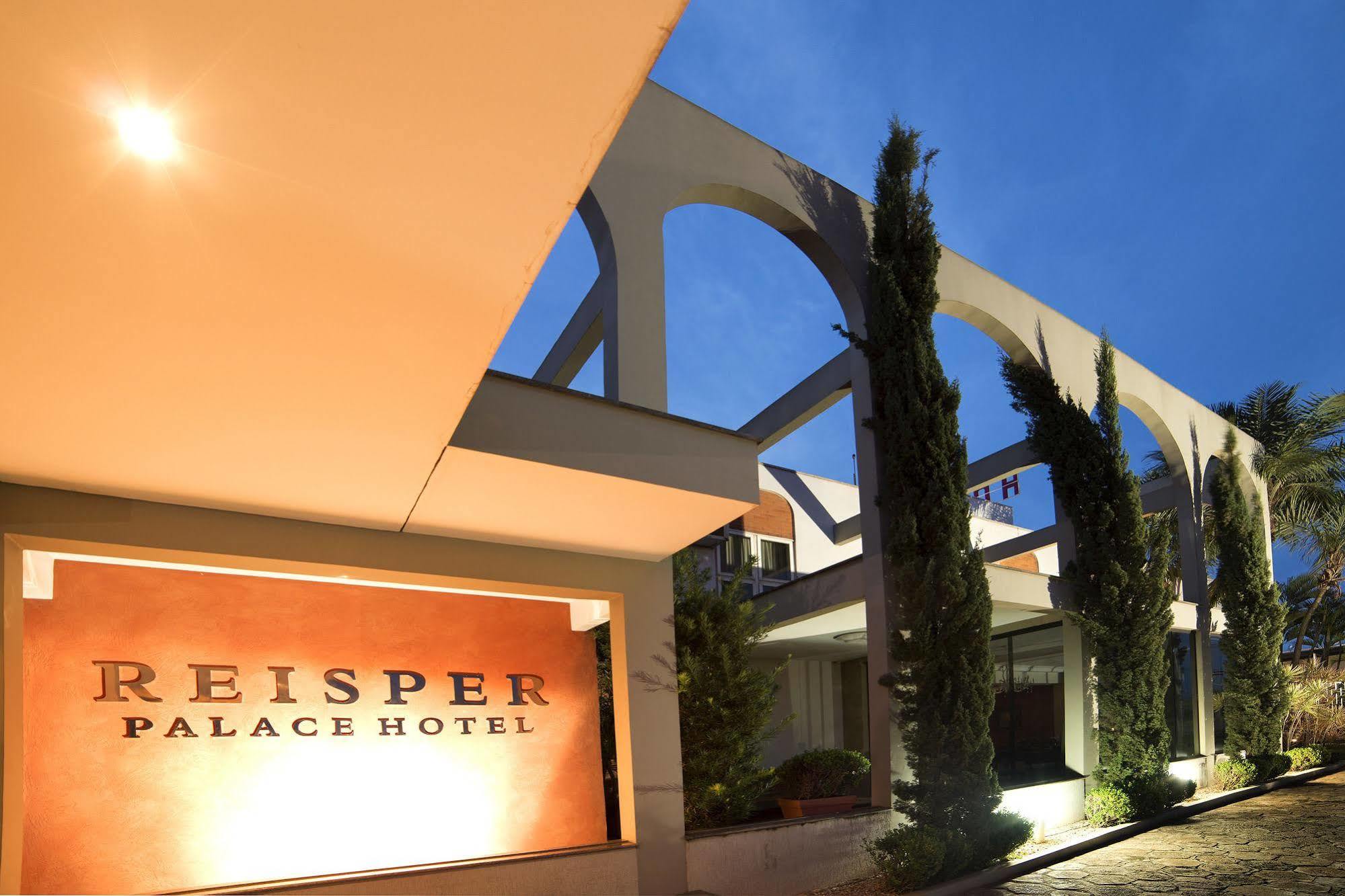 קטנדובה Reisper Palace Hotel מראה חיצוני תמונה