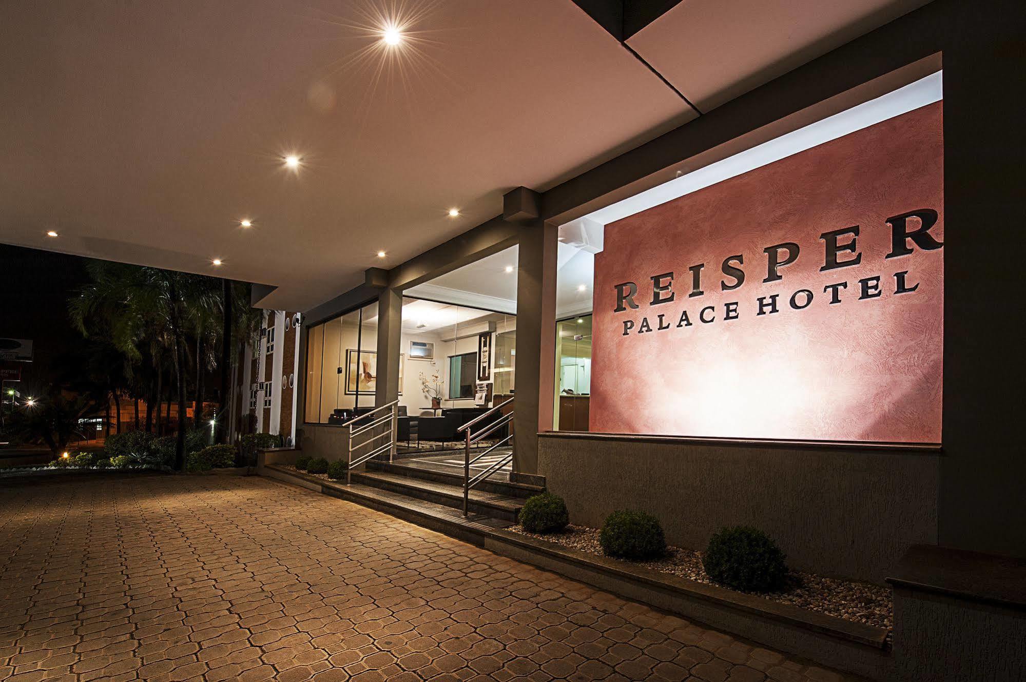 קטנדובה Reisper Palace Hotel מראה חיצוני תמונה