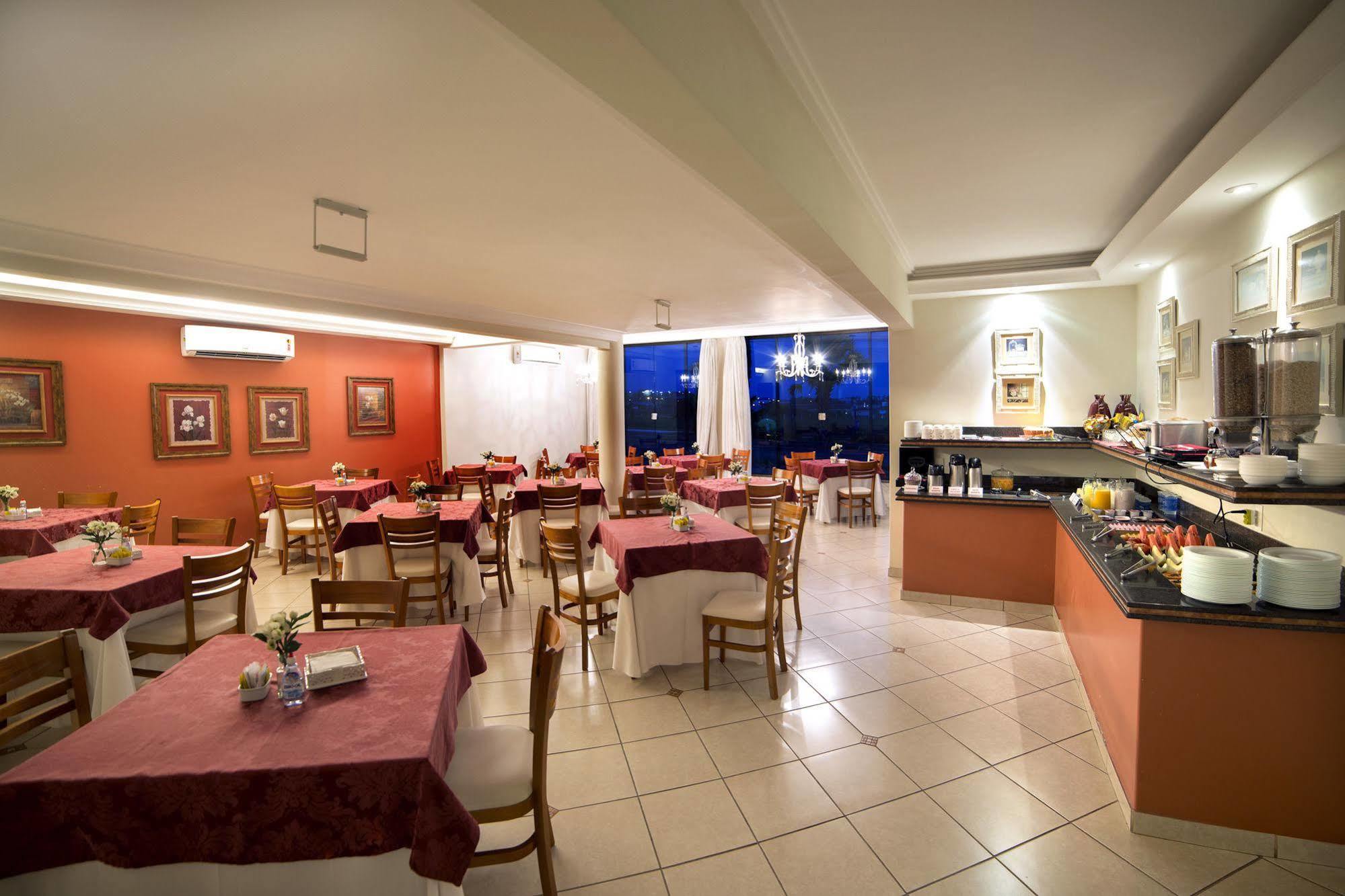 קטנדובה Reisper Palace Hotel מראה חיצוני תמונה